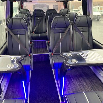 Coach minibus in Villepinte